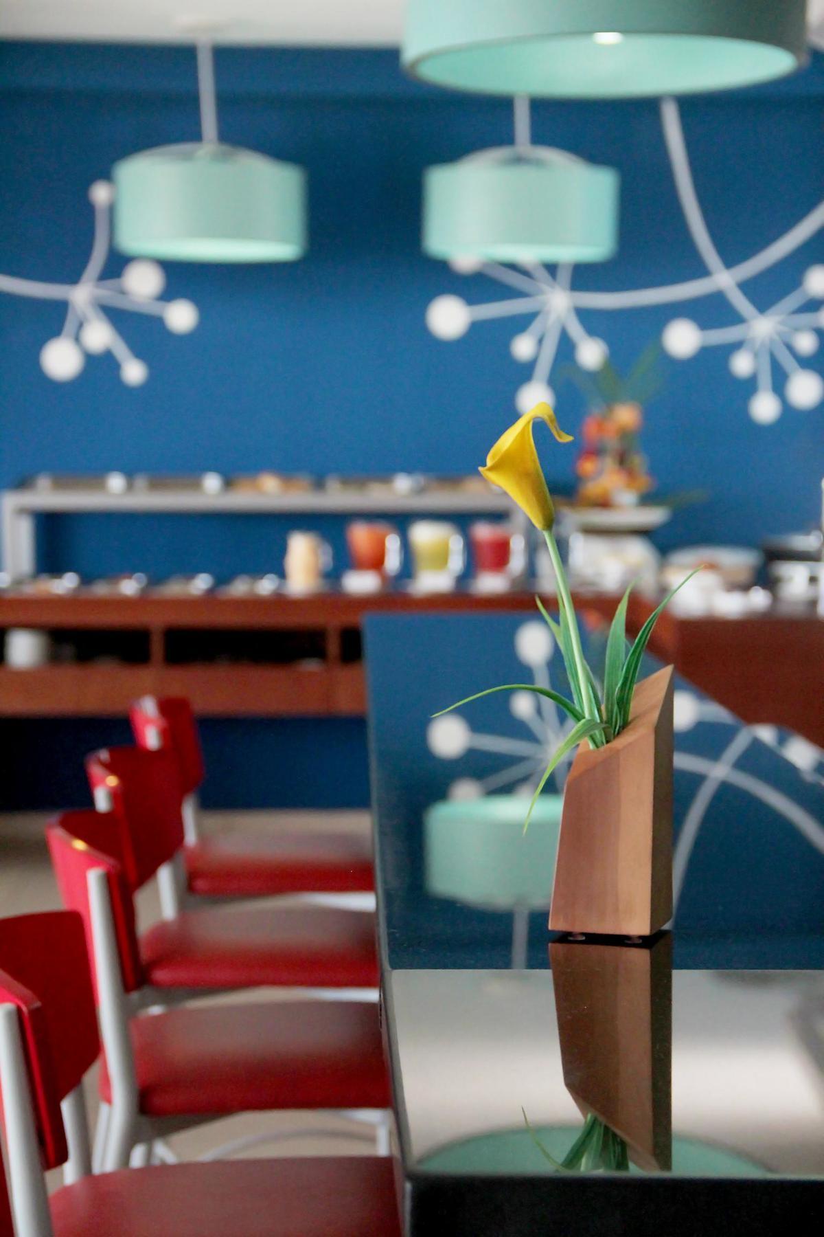 Torre Hotel Ejecutivo Санта-Крус-де-ла-Сьерра Экстерьер фото